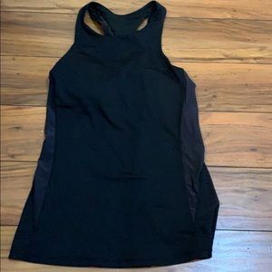 Lululemon workout top